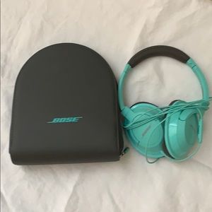 BOSE mint headphones
